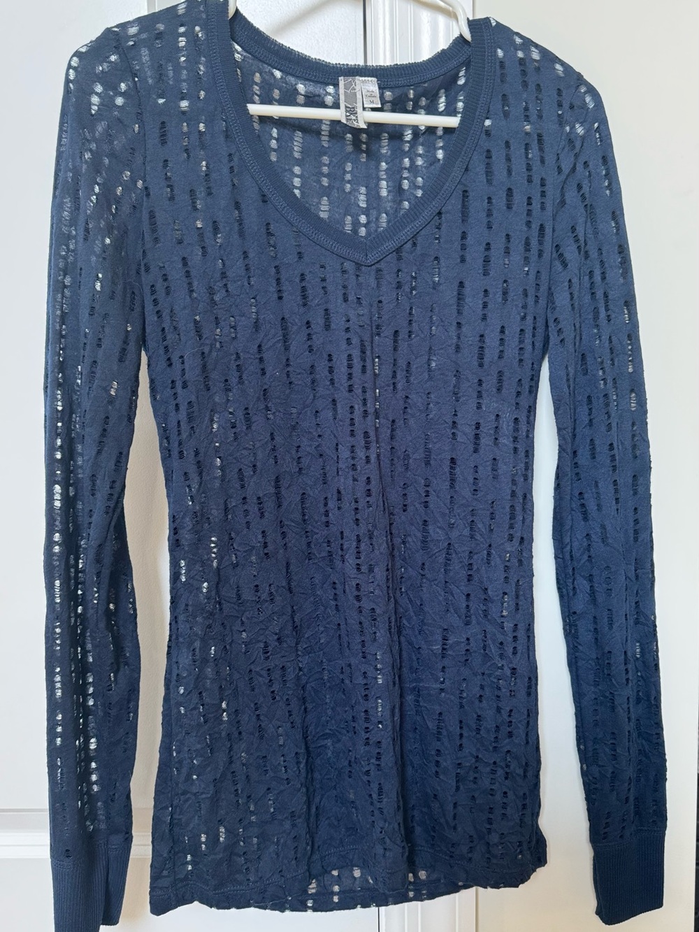 BKE Navy Long Sleeve Top size Medium